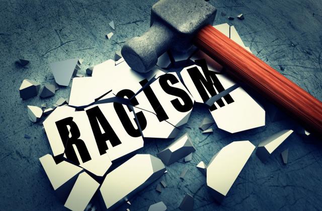 Selon les responsables des institutions européennes des droits de l'homme, les attaques contre les réfugiés, les demandeurs d'asile et les migrants sont inacceptables